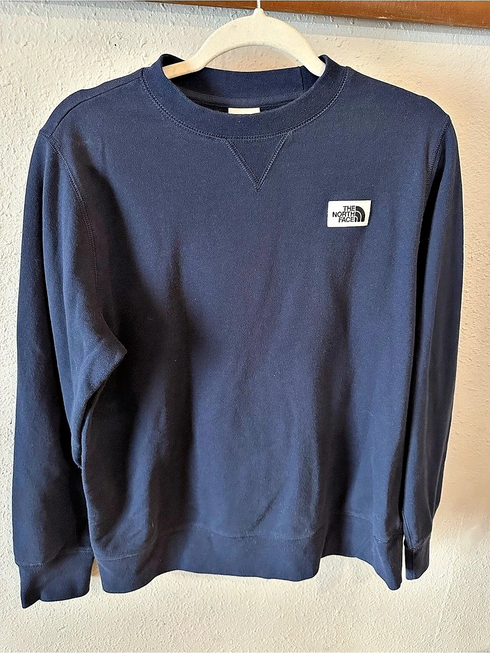 The North Face Women's Heritage Patch Crew Sweatshirt Blue Large